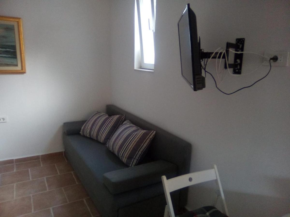 Marinja Studio Apartment Zuljana Luaran gambar